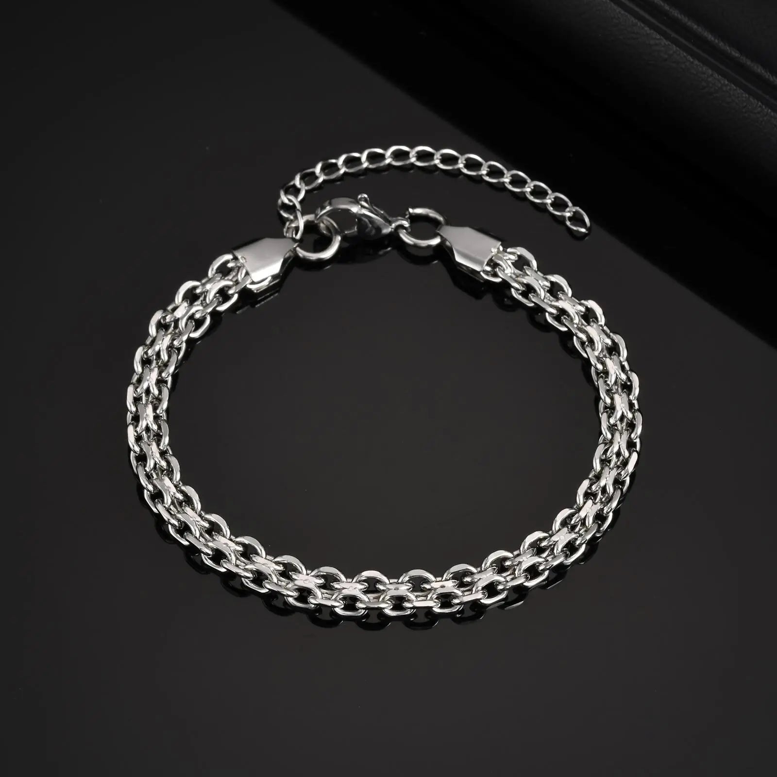 18K Venice Bracelet Stainless Steel Sleek Link Jewelry | DAILY DRIPZ
